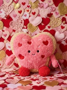 7.5 ❤️ BumBumz Casey the Heart Cookie 🍪